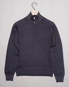 Article: 55126 / 22792 Model: Lupo M/L Zip Composition: 100% Virgin wool Color: 914 / Grey Gran Sasso Vintage Merino Half-Zip / Grey