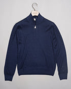 Article: 55126 / 22792 Model: Lupo M/L Zip Composition: 100% Virgin wool Color: 905 / Blue Gran Sasso Vintage Merino Half-Zip / Blue