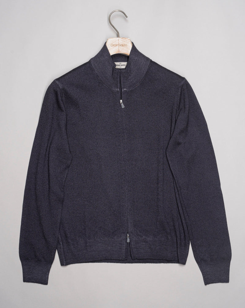 Article: 55144 / 22792 Model: Giubbino M/L Zip Composition: 100% Virgin wool Color: 914 / Charcoal Grey Gran Sasso Vintage Merino Full-Zip Knit / Charcoal Grey