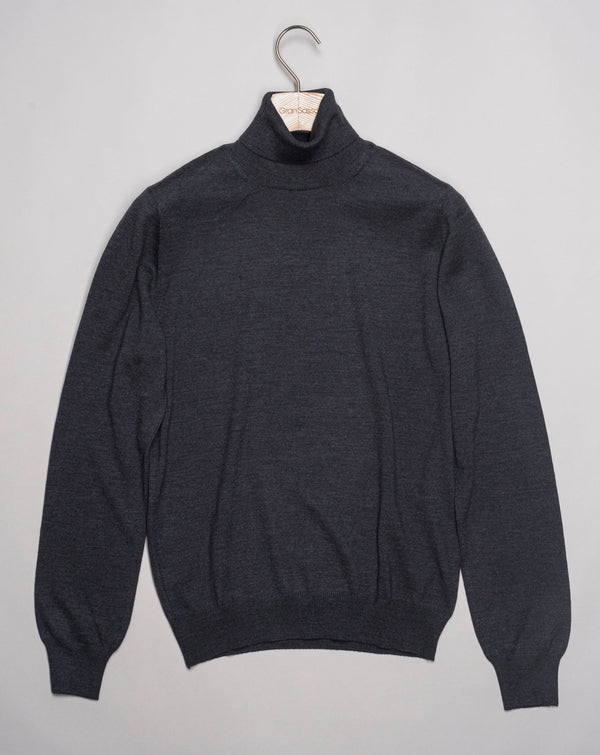 Article: 55157 / 14290 Composition: 100% Merino wool Color: 098 / Dark Grey Gran Sasso Merino Roll Neck / Dark Grey