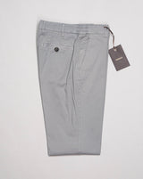 Model: Morello Elax-GD Article: pu0555x Elastic waist adjuster on both sides for comfort and superior fit Composition: 62% Cotton, Lyocell 33%, 5% Elastane Color: Conza 701 Made in Martina Franca, Italy Berwich Morello Elax Garment Dyed Trousers / Conza