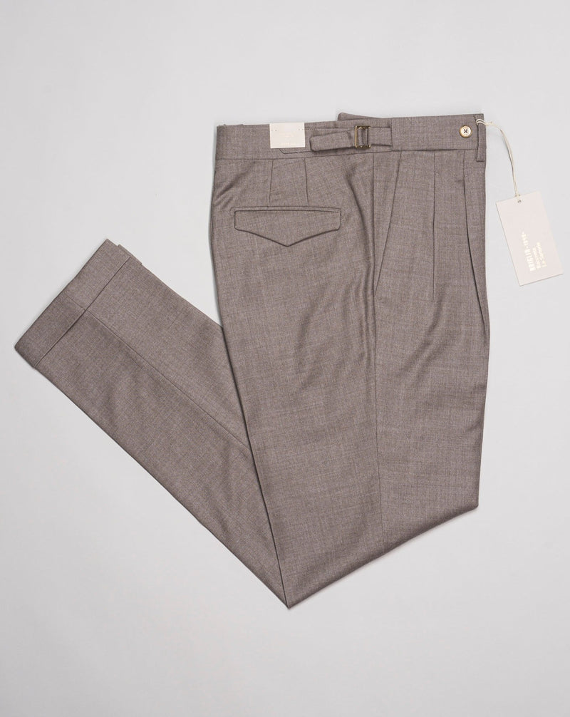 Model: Quartieris '2 pleats and side adjusters Art. 423120 Color: 53 / Light Taupe 99% wool 1% ea Made in Italy Briglia Pleated Wool Flannel Trousers / Light Taupe