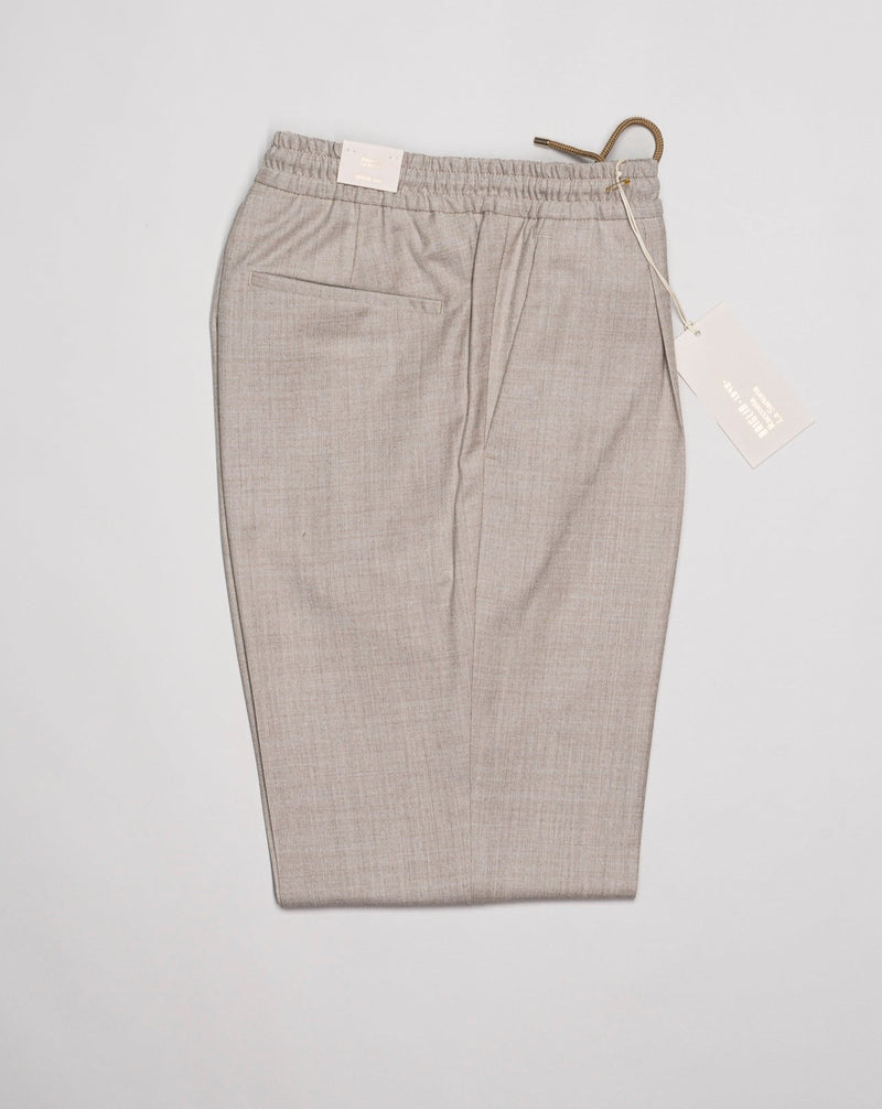 Model: Wimbledons Color: 23 / Oat Art. 423120,  99%wo 1%ea / Stretch Flannel Made in Italy Briglia Drawstring Flannel Trousers / Oat