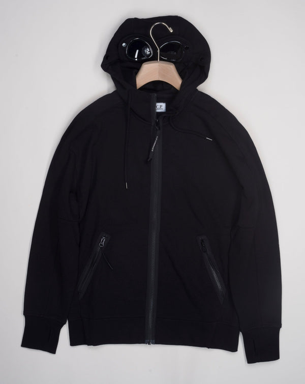 100% cotton Loopback cotton Full zip up goggle hood Full zip in front Ribbed cuffs and hem two zippered pockets in front Art. 15CMSS082A 005086W Col 999 BLACK