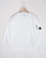 Art.  15CMSS082A 005086W 100% cotton Col. 103 / White Lens Detail on Left Sleeve Pocket Ribbed Cuffs and Hem C.P. Company Light Fleece Lens Sweatshirt / Gauze White