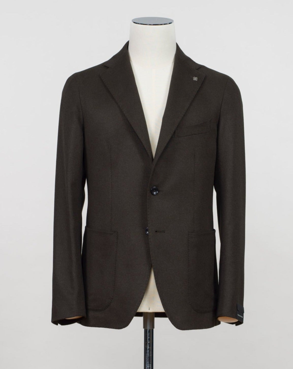 Model: 1SMC22K Composition: 94% Virgin Wool 6% Cashmere Color: V1074 / Dark Green  Tagliatore Wool & Cashmere Jacket / Dark Green 
