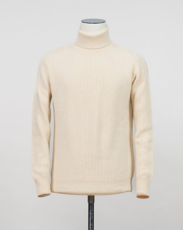 Knitwear – Vaatturiliike Sauma Oy