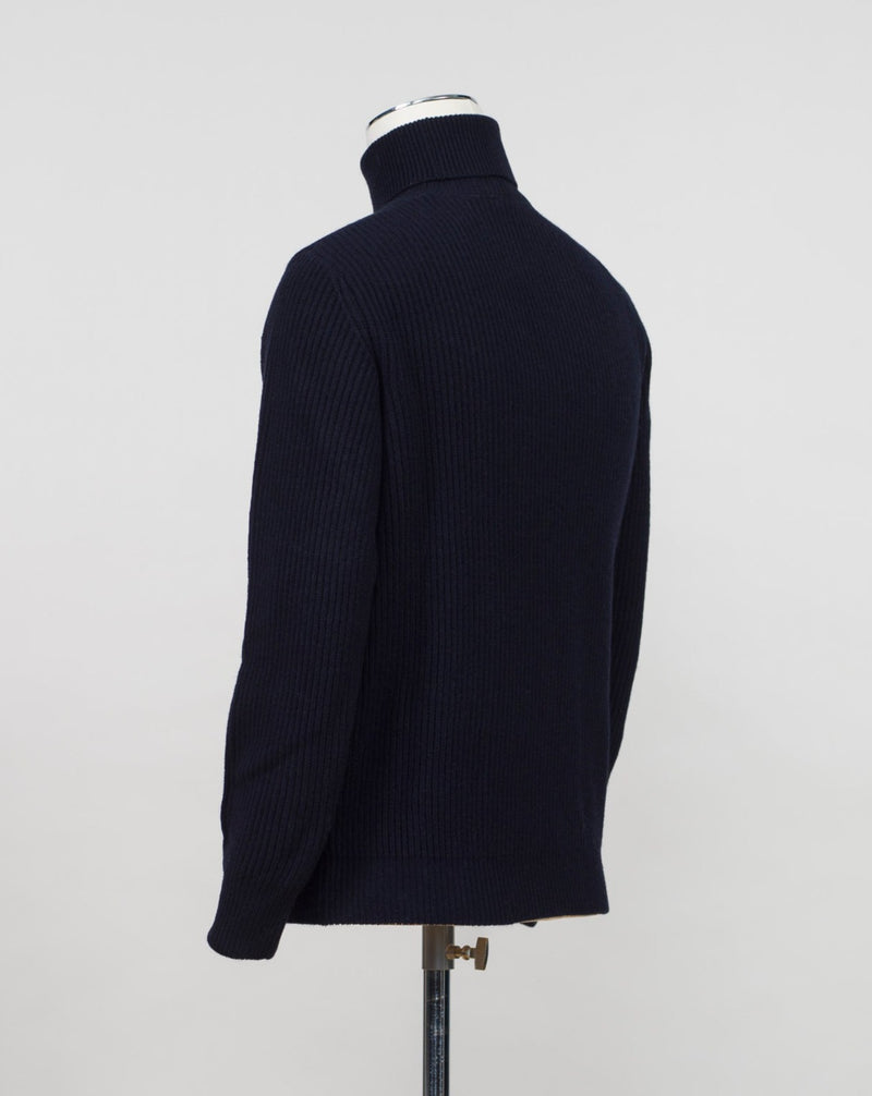 Model: Dolcevita Article: 7 .C110 Color: Navy Composition: 90% Wool 10% Cashmere G.R.P. Firenze Wool & Cashmere Rollneck / Navy