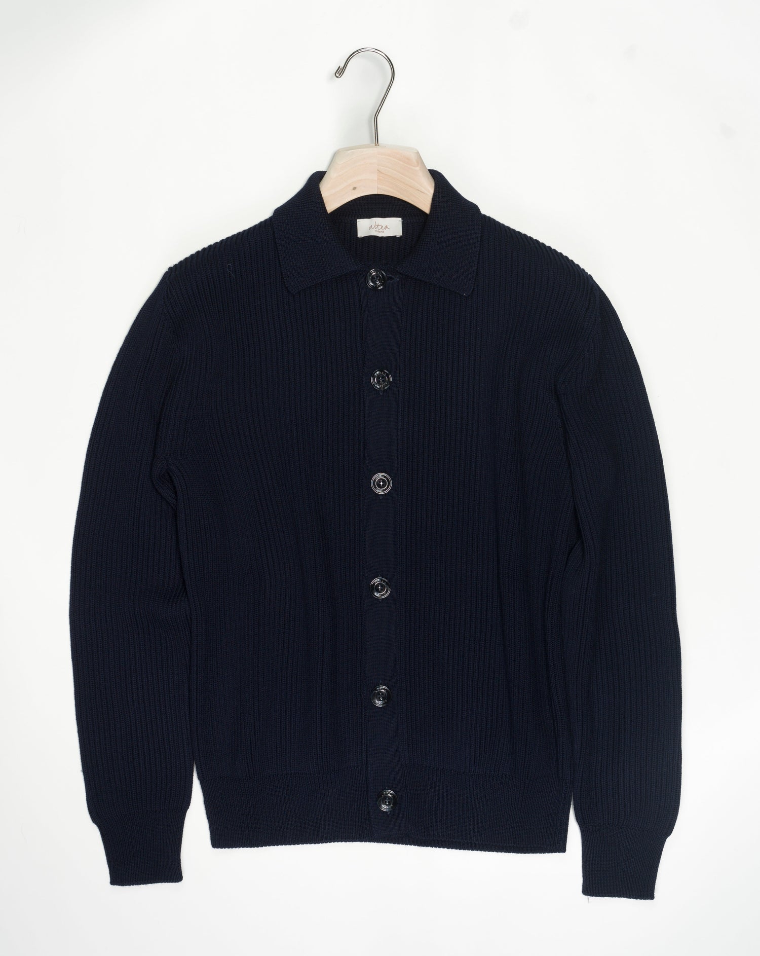 Heavy ribbed merino wool gardigan with shirt collar. 100% Merino  Col 1 / Navy Made in Italy  Altea Merino Wool Collar Cardigan / Navy