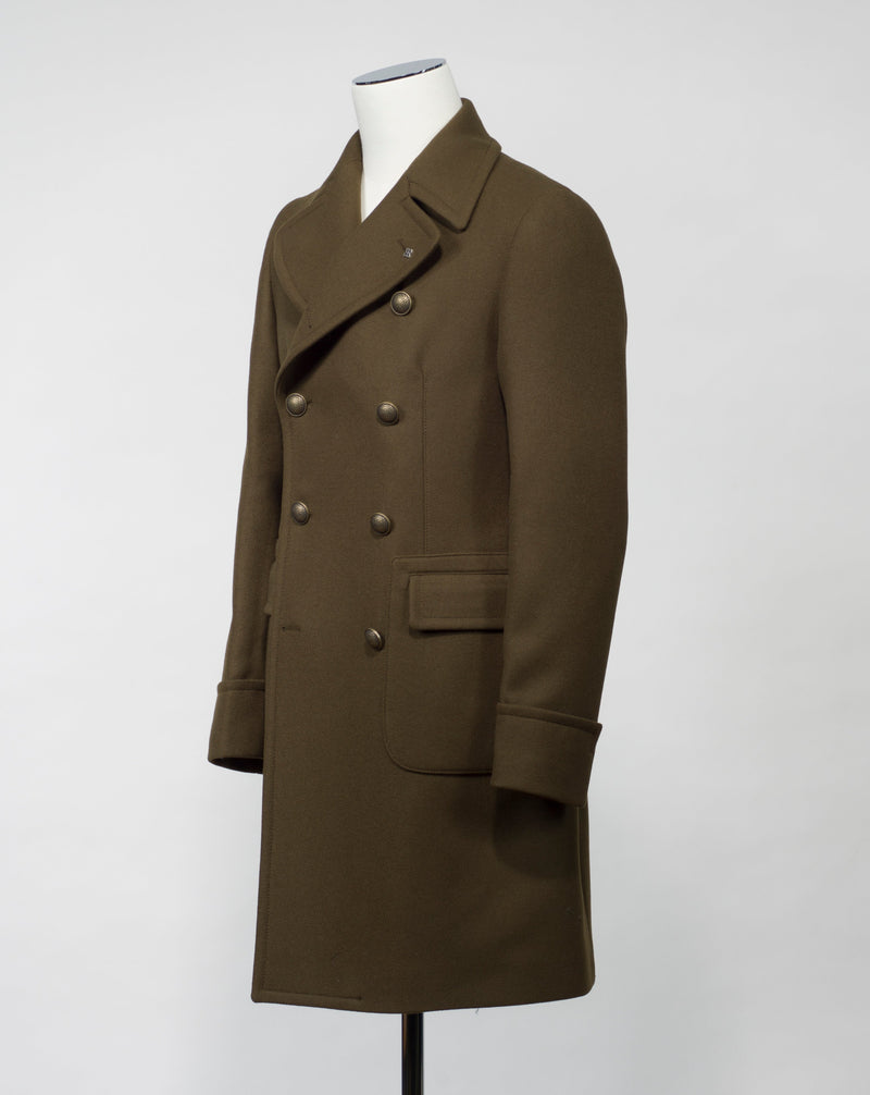 Model: Carlo/Z Fabric code: 770069 U 100% wool double splittable Color: Green / V3039 Brass buttons: MET143 Tagliatore Double Breasted Ulster Coat with Metal Buttons / Green
