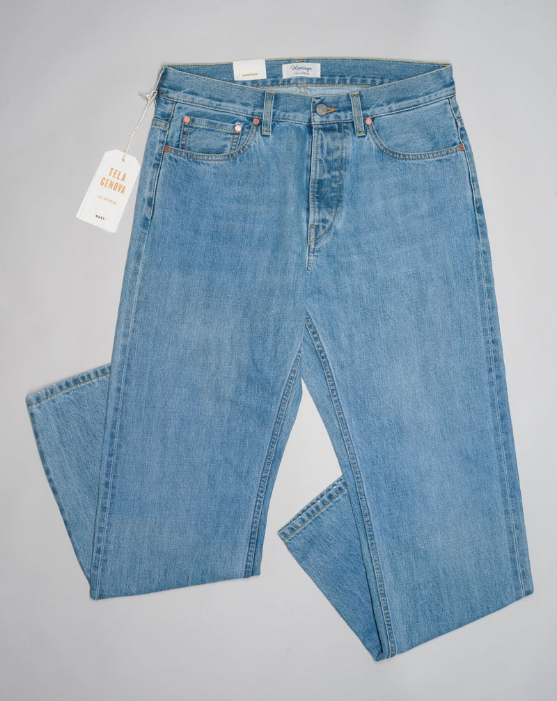 Composition: 100% Cotton 5-Pocket Model: Rodolfo Article: EK-14832 Selvedge denim Made in Italy Tela Genova Selvedge Jeans / Washed Light Blue