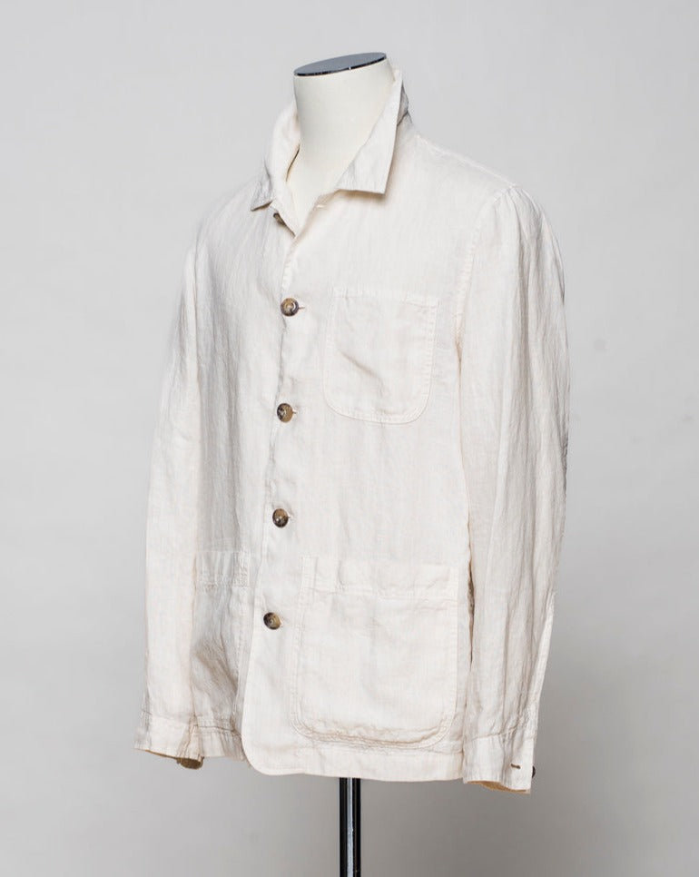 <ul> <li>Shirt jacket, aka. Shacket</li> <li data-mce-fragment="1">Composition: 100% Linen</li> <li data-mce-fragment="1">Garment Dyed</li> <li data-mce-fragment="1">Article: 2457300</li> <li data-mce-fragment="1">Model: Jacket (Constantin)</li> <li data-mce-fragment="1">Color: 31 / Light Beige</li> <li data-mce-fragment="1">3 patch pockets</li> <li data-mce-fragment="1">Made in Italy Altea Linen Shirt Jacket / Light Beige</li> </ul>