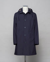 <ul> <li>Hooded raincoat&nbsp;</li> <li>Detachable hood</li> <li>Slanted side pockets</li> <li>100% polyester</li> <li>Waterproof</li> <li>Taped seams</li> <li>Double faced fabric (beige color inside)</li> <li>Color: Navy 9220</li> </ul> <p>&nbsp;</p>
