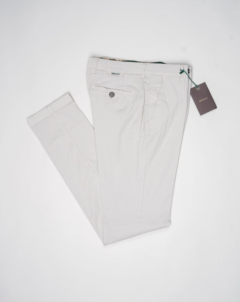 <div> <div>Berwich Morello with a little silk added to the fabric for a soft and luxurious touch.</div> <div>Great summer chinos.&nbsp;</div> </div> <ul> <li>Composition: 88% Cotton 10% Silk 2% Elastan</li> <li>Model: Morello-GD (Garment dyed)</li> <li>Article: tf0599x</li> <li>Color:&nbsp;Pomice</li> <li>Made in Martina Franca, Italy</li> </ul>