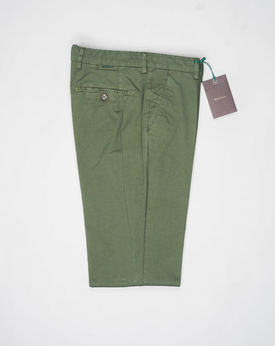 Model: Morello GD. Article: xgab. Composition: 98% Cotton, 2% Elastane. Color: Militare. Made in Martina Franca, Italy