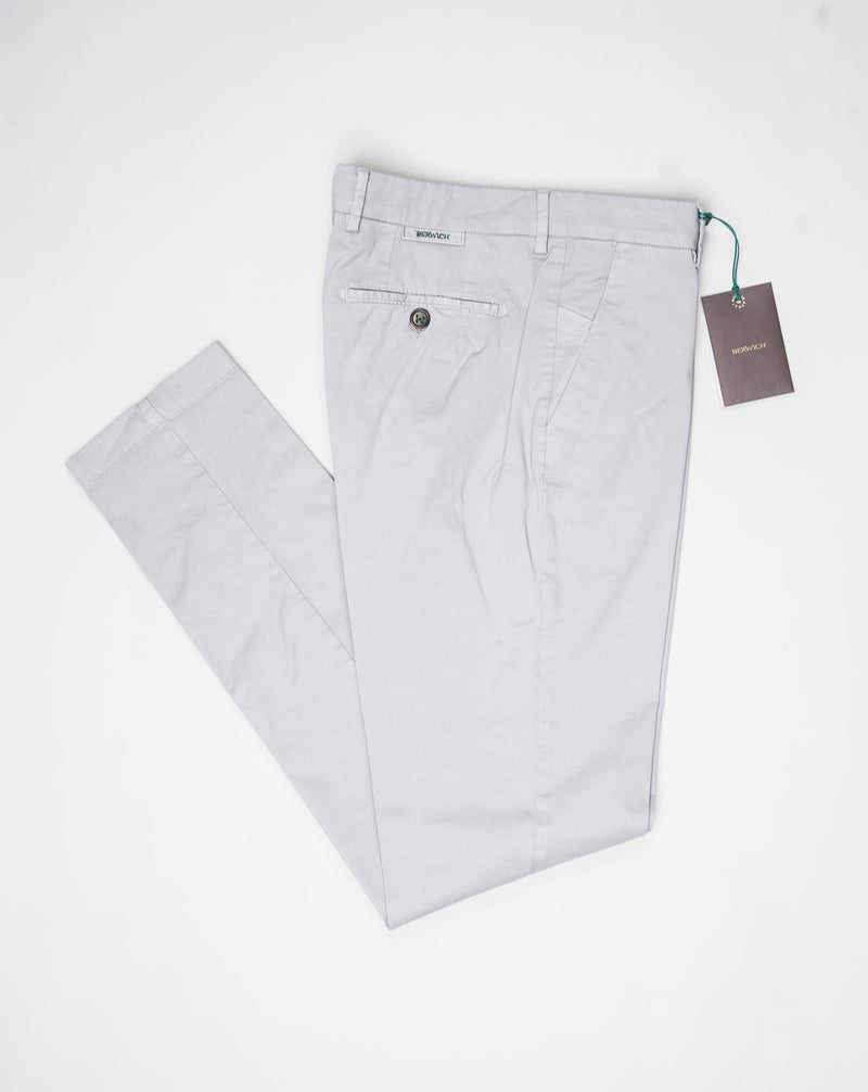 <ul> <li data-mce-fragment="1">Model: Morello GD</li> <li data-mce-fragment="1">Article: xgab</li> <li data-mce-fragment="1">Composition:&nbsp;98% Cotton, 2% Elastane</li> <li data-mce-fragment="1">Color:&nbsp;Conza</li> <li data-mce-fragment="1">Made in Martina Franca, Italy&nbsp;</li> </ul>