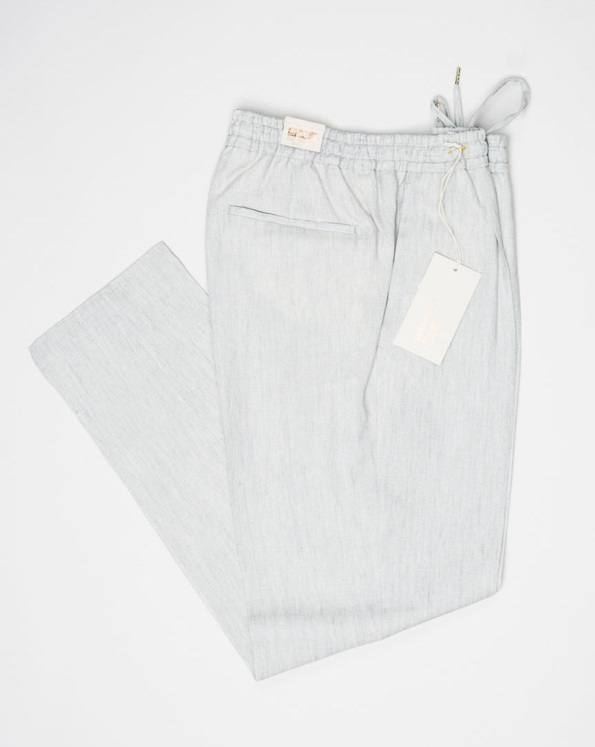 Article: 324118. Color: Light Grey / 40. Composition: 100% Linen. Single pleat. Slanted side pockets. Drawstring. Made in Naples, Italy