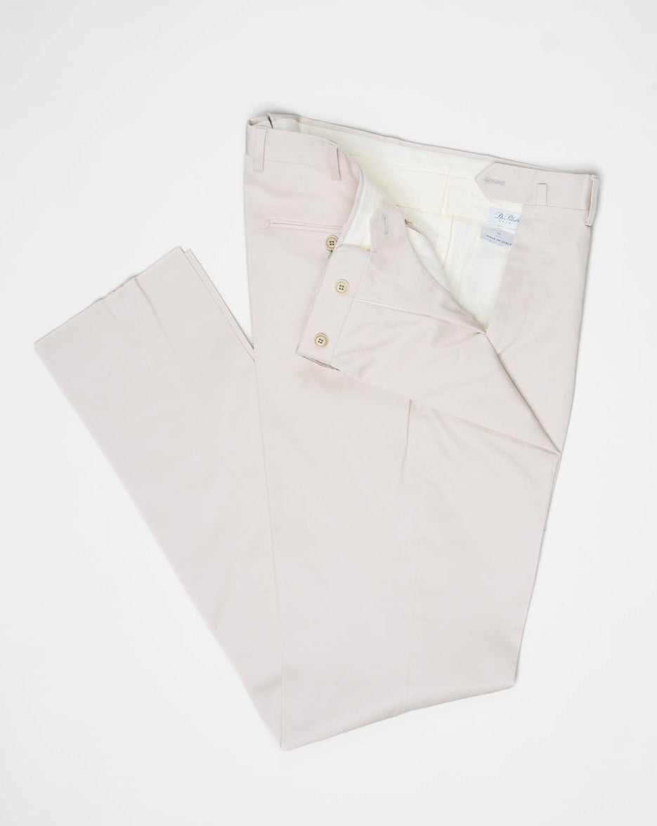 Composition: 98% Cotton 2% Lyocell. Model: B1P. Article: TP00810. Color: 3800 / Chalk De Petrillo Cotton Trousers / Chalk
