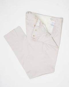 Composition: 98% Cotton 2% Lyocell. Model: B1P. Article: TP00810. Color: 3800 / Chalk De Petrillo Cotton Trousers / Chalk