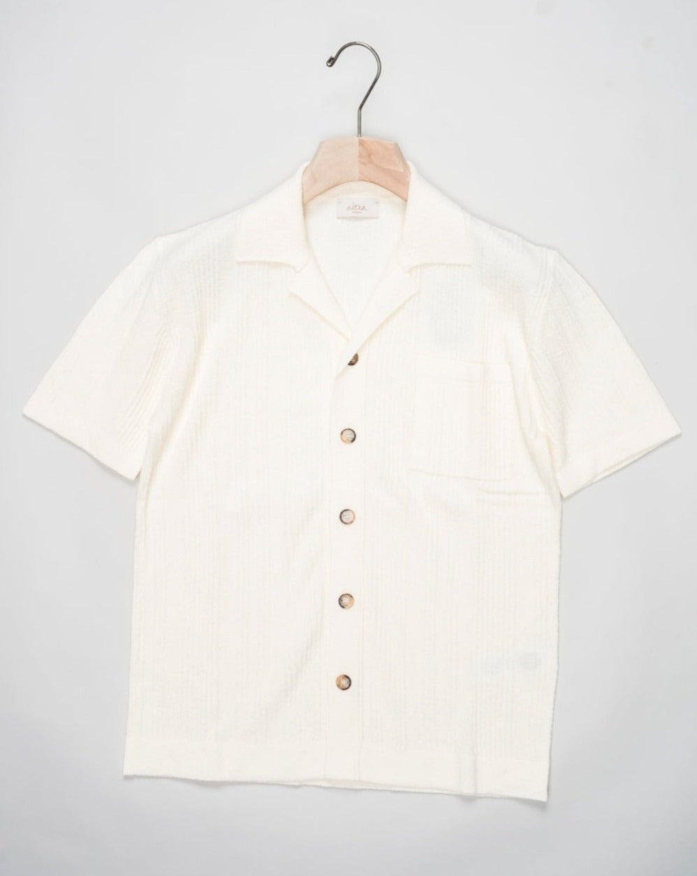 <ul> <li>Style number:&nbsp;<meta charset=