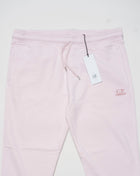 <ul> <li>Article: 16CMSP100B 110044R</li> <li>Composition: 100% Cotton</li> <li>Color: 501 / Heavenly Pink</li> <li>Resist dyed </li> <li>C.P. Company Diagonal Fleece Sweatpants / Heavenly Pink</li> </ul>