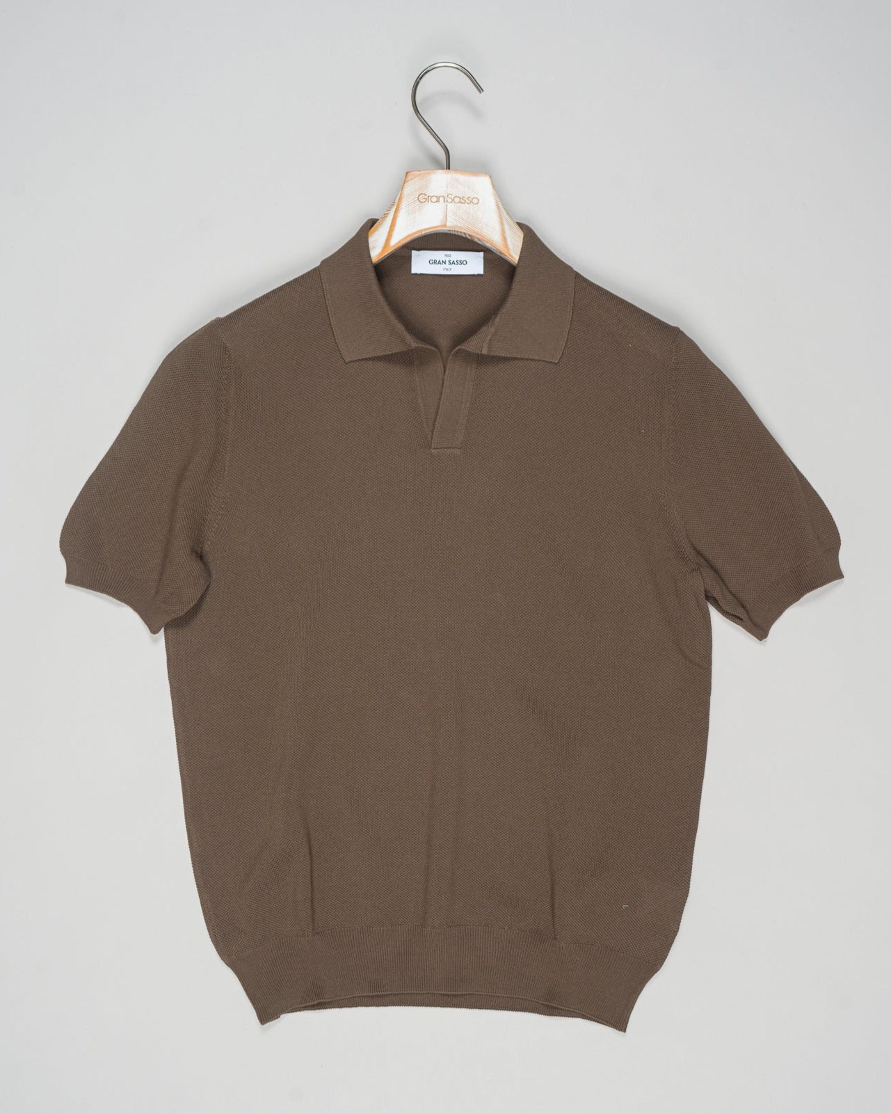 Composition: 100% Cotton&nbsp;
Color: 146 / Brown
Article: 57157 / 20643
Model: Tennis M/M
Made in Italy
