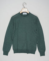 


Composition: 70% Virgin wool 30% Silk
Color: 475 / Dark Green
Article: 57167 / 13190
Made in Italy