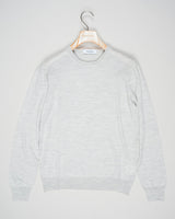 


Composition: 70% Virgin wool 30% Silk
Color: 048 / Light Grey
Article: 57167 / 13190
Made in Italy