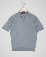 Expertly crafted from luxurious silk, the Gran Sasso Capri Collar Silk Knit Polo Shirt offers a sophisticated and luxurious addition to any wardrobe. The high-quality silk knit fabric ensures a comfortable and breathable fit, while the classic polo shirt design adds a touch of timeless elegance. Elevate your style with this must-have piece.
Composition: 100% Silk
Color: 060 / Light Grey
Article: 43129 / 23503
Made in Italy