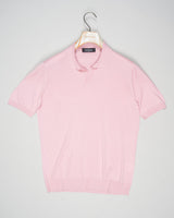 Expertly crafted from luxurious silk, the Gran Sasso Capri Collar Silk Knit Polo Shirt offers a sophisticated and luxurious addition to any wardrobe. The high-quality silk knit fabric ensures a comfortable and breathable fit, while the classic polo shirt design adds a touch of timeless elegance. Elevate your style with this must-have piece.
Composition: 100% Silk
Color: 214 / Pink
Article: 43129 / 23503
Made in Italy