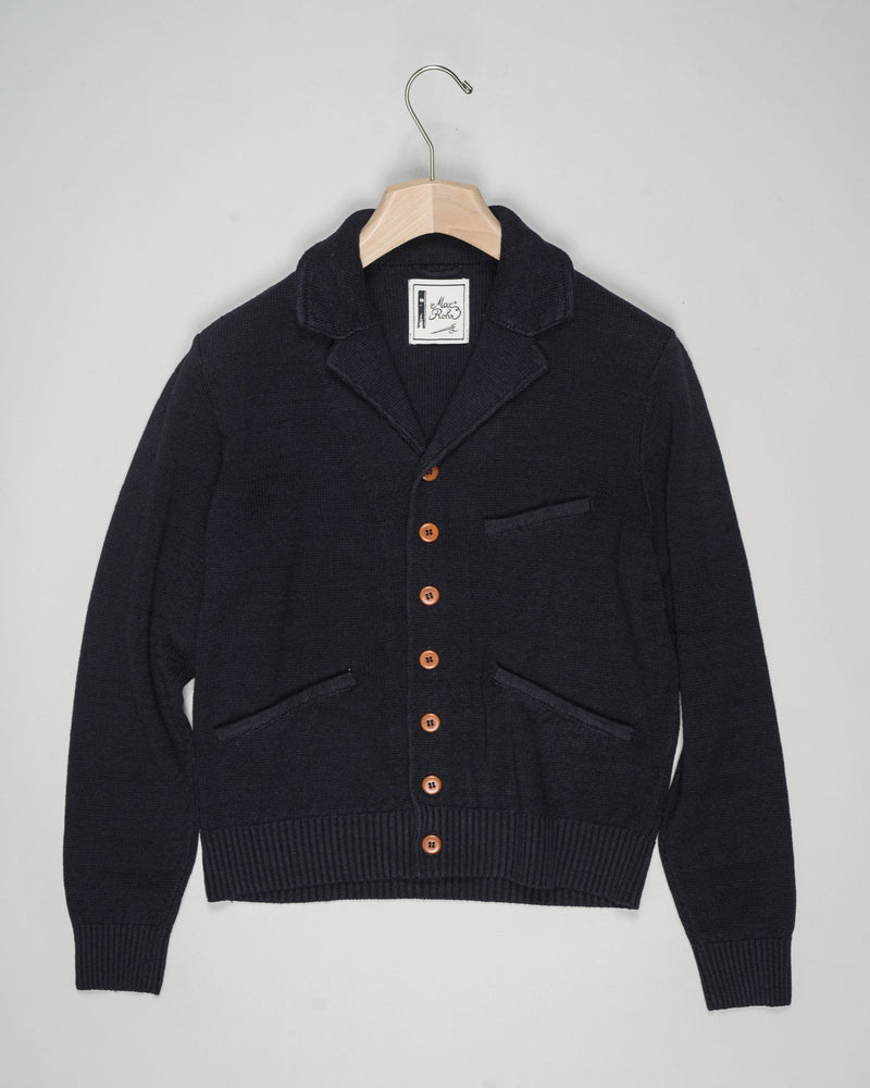 

Composition: 100% Linen

Article: MAX 3 Linen Short Jacket A
Color: Navy