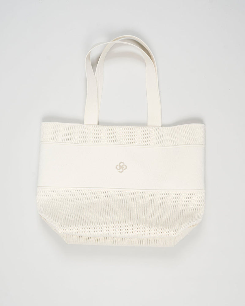 


Composition: 55% Polyester 20% Spandex 25% Nylon
Color: 006 / White
Article: 64130 / 90050
Made in Italy