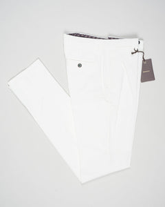 Model: Vulcano23-GD
Article: ts0001x
Composition:&nbsp;98% Cotton, 2% Elastane
Color: Panna
Made in Martina Franca, Italy Berwich Garment Dyed Cotton Chinos / Panna