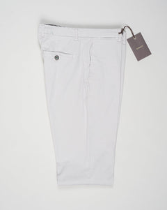 Model: Vulcano23-GD
Article: ts0001x
Composition:&nbsp;98% Cotton, 2% Elastane
Color: Pomice
Made in Martina Franca, Italy Berwich Garment Dyed Cotton Chinos / Pomice