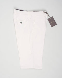 Model: Vulcano23-GD
Article: ts0001x
Composition:&nbsp;98% Cotton, 2% Elastane
Color: Latte
Made in Martina Franca, Italy Berwich Garment Dyed Cotton Chinos / Latte
