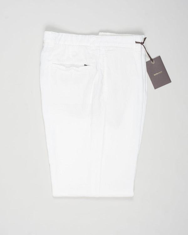 Composition: 100% Linen
Model: chiaia long-GD
Article: dg0270
Color: Panna 00
Made in Martina France, Puglia, Italy Berwich Single Pleat Linen Trousers / Panna