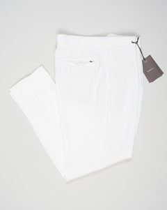 Composition: 100% Linen
Model: chiaia long-GD
Article: dg0270
Color: Panna 00
Made in Martina France, Puglia, Italy Berwich Single Pleat Linen Trousers / Panna