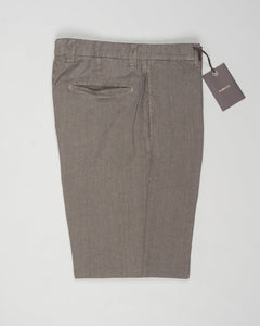 Composition: 100% Linen
Model: chiaia long-GD
Article: dg0270
Color: Fango 480
Made in Martina France, Puglia, Italy Berwich Single Pleat Linen Trousers / Fango