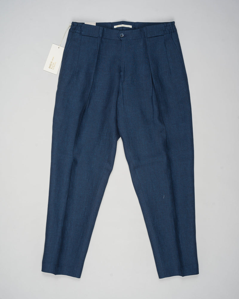 Article: 325118
Color: Blue / 11
Composition: 100% Linen
Pleated front
Slanted side pockets
Beltloops

Made in Naples, Italy&nbsp;