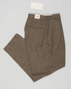 Article: 325118
Color: Light Brown / 46
Composition: 100% Linen
Pleated front
Slanted side pockets
Beltloops

Made in Naples, Italy 