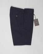 Model: ber_muda elax-GD
Article: ts0001x
Composition: 98% Cotton, 2% Elastane
Color: Navy
Made in Martina Franca, Italy Berwich Garment Dyed Cotton Shorts / Navy