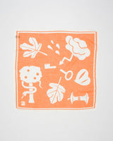 

Composition: 60% Wool 20% Silk 20% Cashmere

Size: 60x60
Article: MAX 15 FLDLS39U
Color: Orange