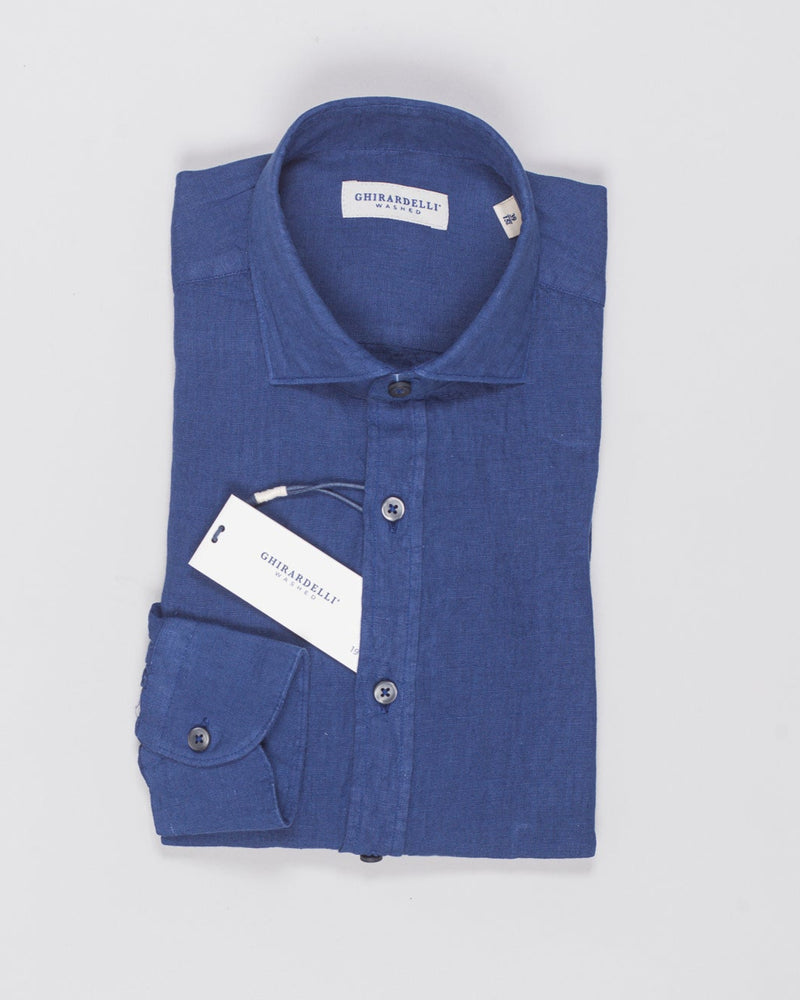 Cutaway collar
Curved hem
Front placket
100% linen
Art. TC 162
Mod. 64/TC
Collar B878
Color: B73 Blue