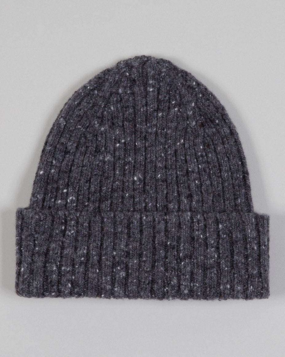 Drake's Donegal Ribbed Merino Beanie / Unshin Grey