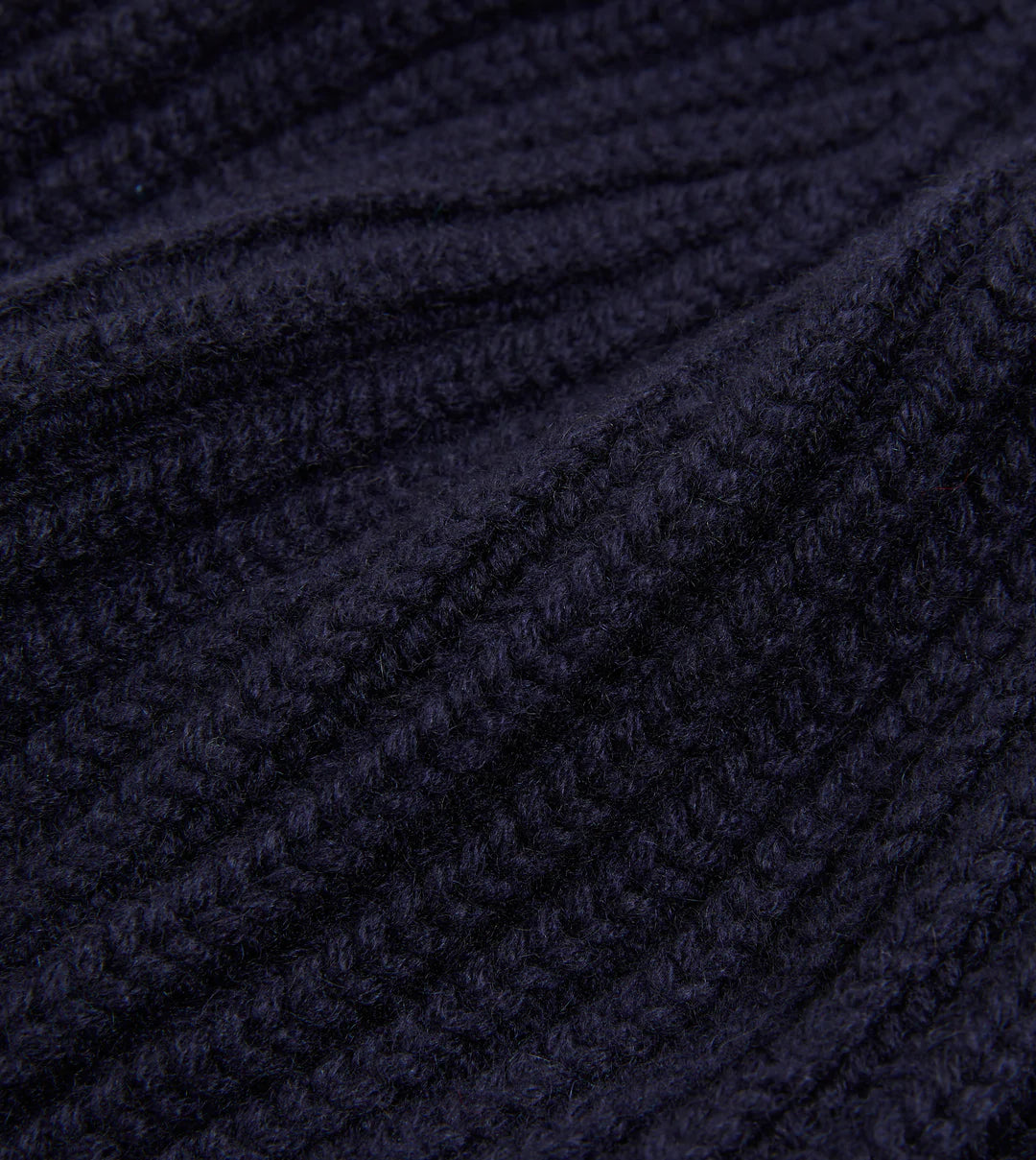 Drake's Cashmere Ribbed Knit Beanie / Navy