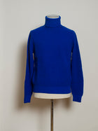 Beautifully heavy and robust merino wool roll neck knit.  100% Merino wool Art. D5M304PA Col.  762 / Bright Blue
