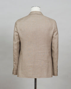 Caruso blazer impeccably tailored in Soragna, Parma, Italy. Stunning lightness and ease of movement without losing the classic tailored elegance. These are some of the ingredients that make Italian tailoring world famous and you can find it all in Caruso garments.  Beautiful handmade detailing and naturally with a full canvas structure inside.  CARUSO Blazer Model Tosca Art. 501426 BF2CM304A 58% Linen 42% Wool 2 Patch Pockets Side vents Half Lined Regular fit