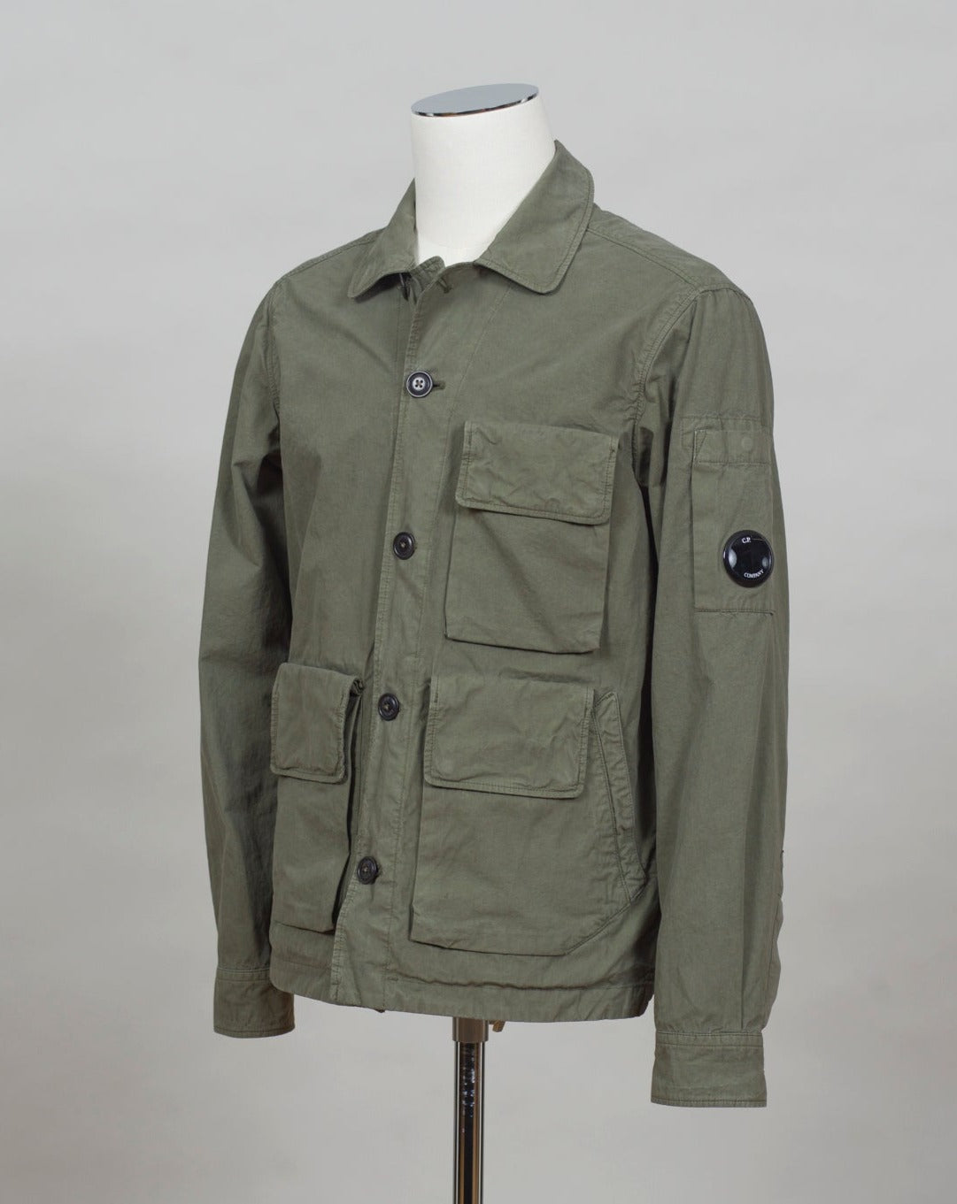 Classic Collar Button Fastening Secure Compartments Hand Pockets Lens Detail Sleeve Pocket Garment Dyed 100% Cotton Col. 660 / Burnt Olive Art. 12CMOW212A 006134G