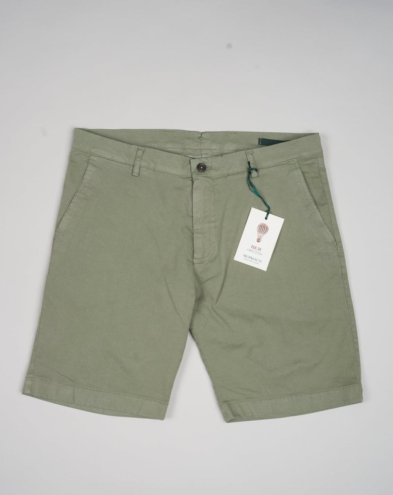 Berwich Bermuda Cotton Shorts / Verde
