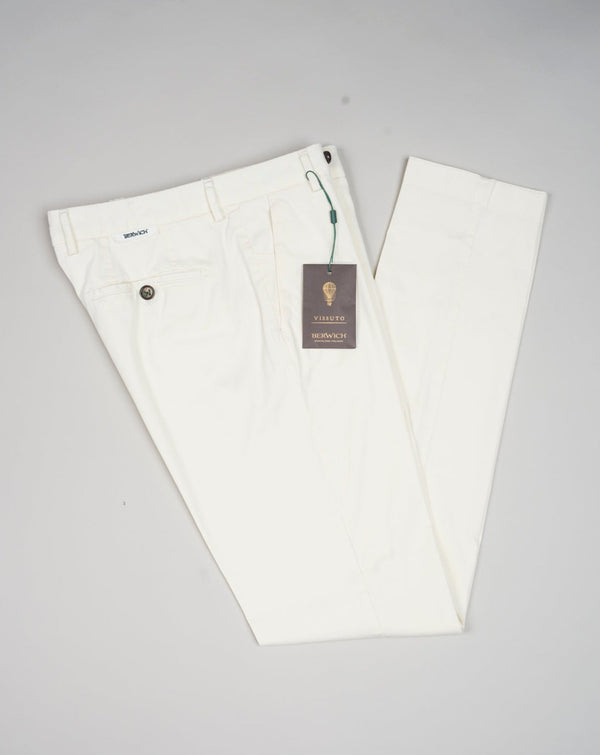 Berwich Morello Garment Dyed Chinos With Silk / Panna